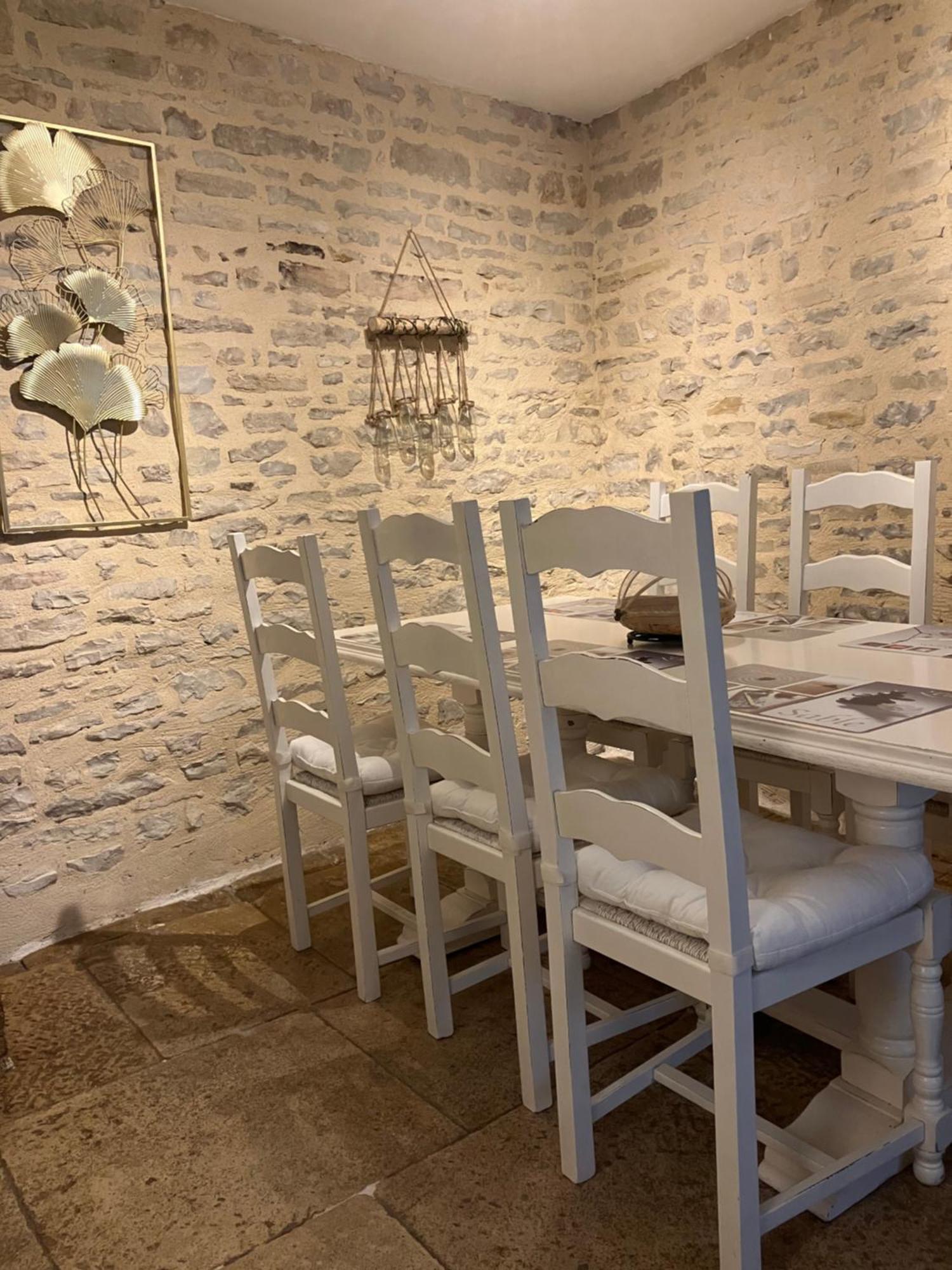 Charmante Maison En Pierres Precy-le-Sec المظهر الخارجي الصورة